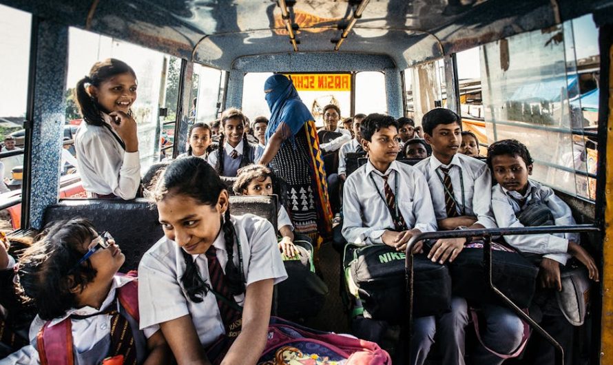 Купить диплом юриста в Бийске